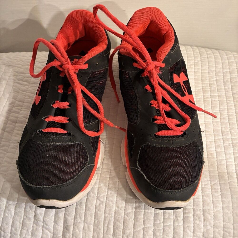 Under Armour Women's Micro G Assert V Running Shoes Size 7.5 Black And Hot Pink